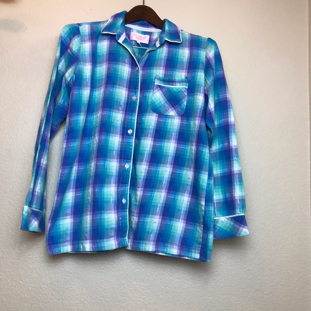 🛍 Plaid Pajama Top